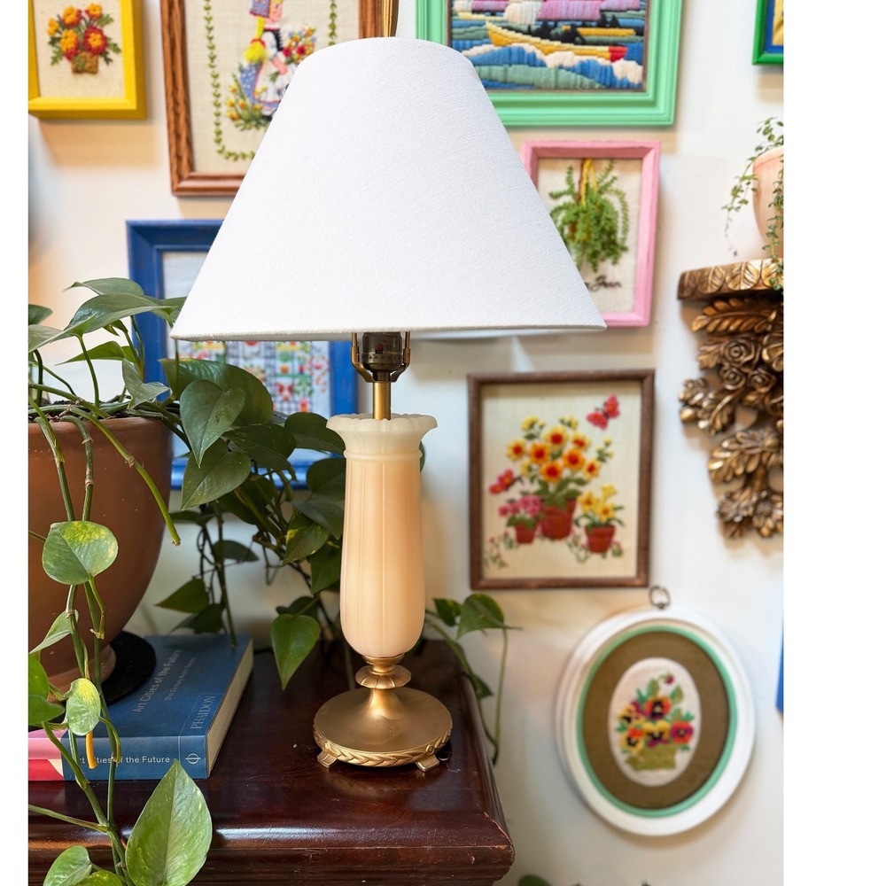 Vintage Aladdin Electric Table Lamp Base Tulip Shape Moonstone Glass